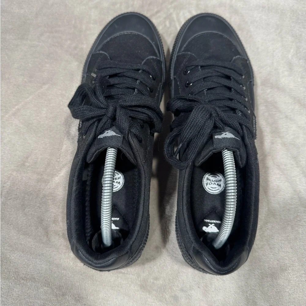 Rocket Dog Black Low-Top Canvas Sneakers - Picture 4 of 11